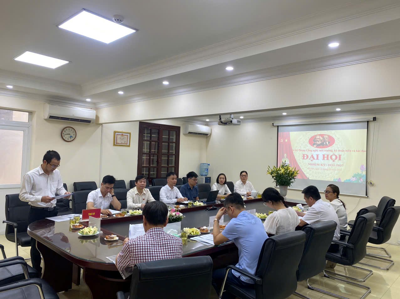 Chi bộ Phòng Công nghệ môi trường, kỹ thuật biển và hải đảo tổ chức Đại hội Chi bộ nhiệm kỳ 2025-2027